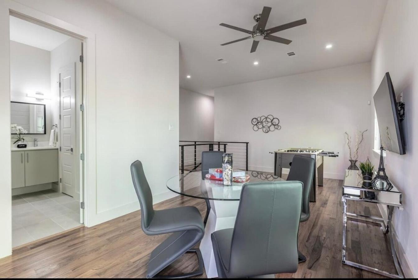 댈러스 Townhouse Uptown Private Patio 빌라 외부 사진