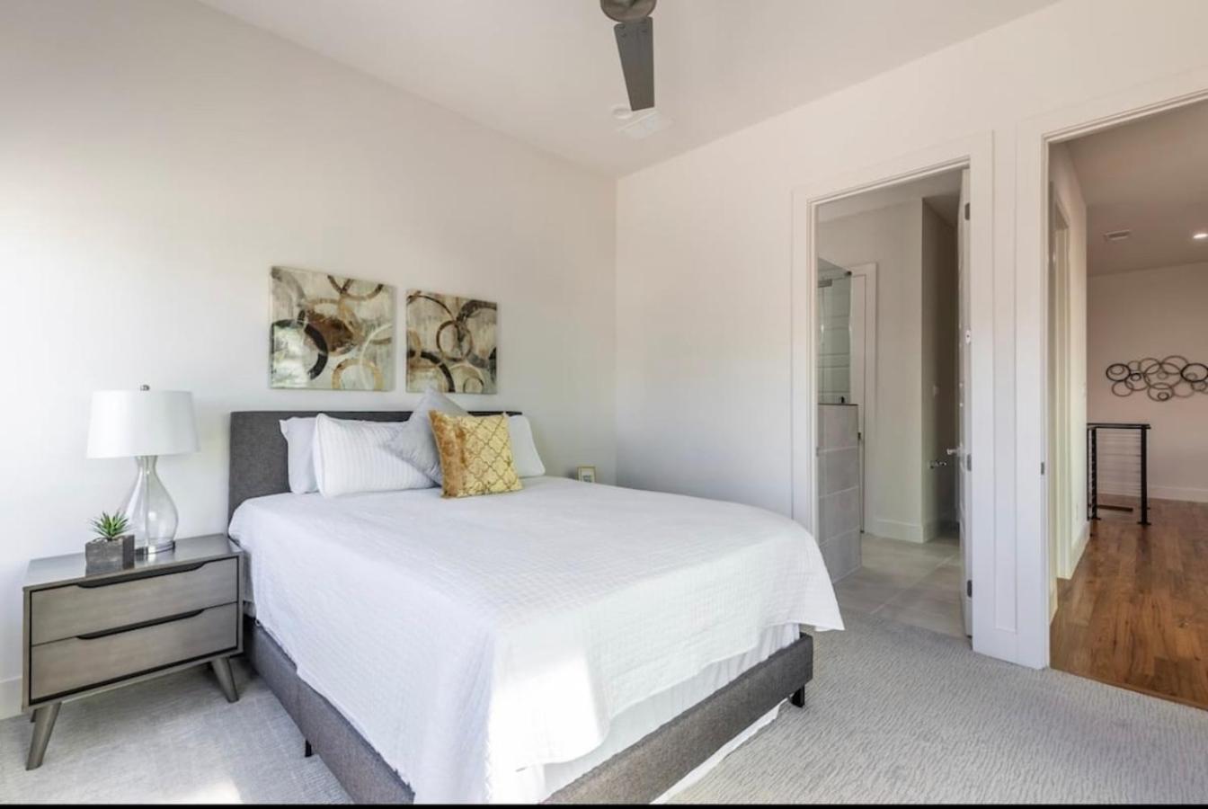 댈러스 Townhouse Uptown Private Patio 빌라 외부 사진
